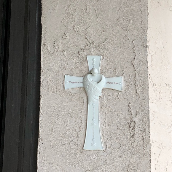 Meet your Posher, Adrienne -Posh Ambassador✨♥️ - Picture 12 of 15